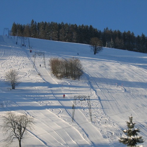 Skilift - Das Skigebiet Wieden/Münstertal mit seinen 6 Liften ist zu Fuß erreichtbar.